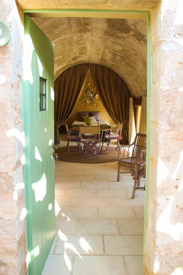 Masseria Celano Grottaglie Exteriör bild