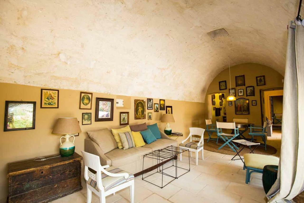 Masseria Celano Grottaglie Exteriör bild