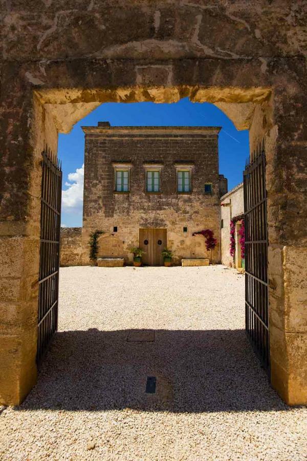 Masseria Celano Grottaglie Exteriör bild