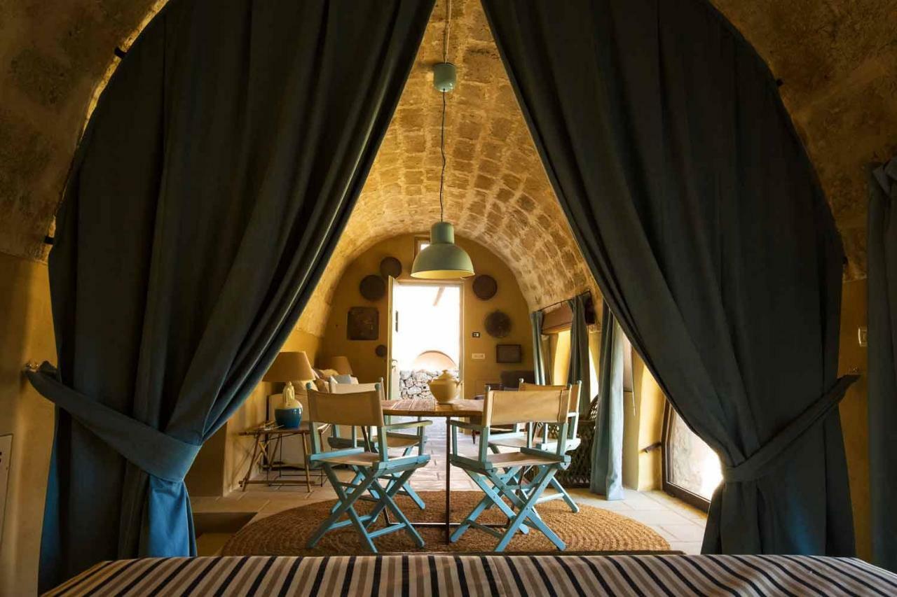 Masseria Celano Grottaglie Exteriör bild